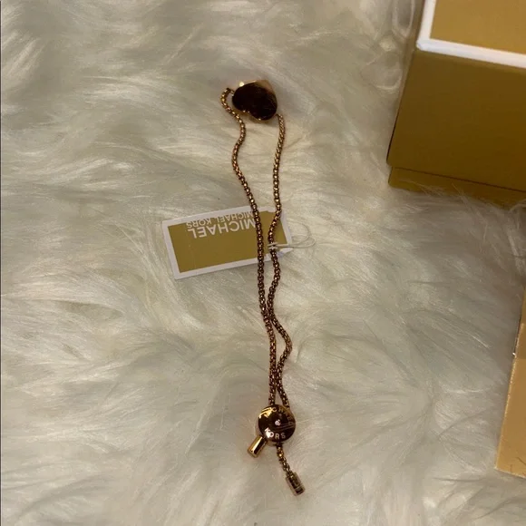 💕Michael Kors Rose Gold Heart Charm Bracelet - Picture 3 of 9